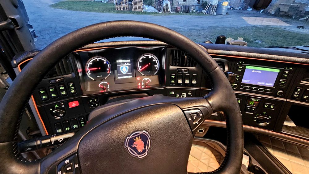 Scania r410 2015 rok