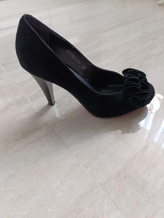 Туфлі натуральна замша 34р