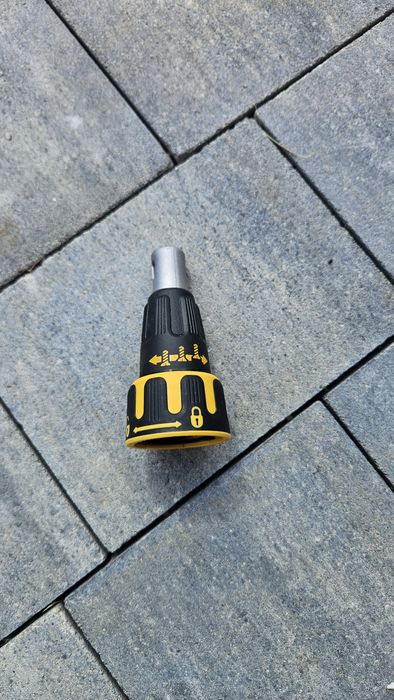 Wkrętarka do GK DeWalt DCF620 + magazynek DCF6202