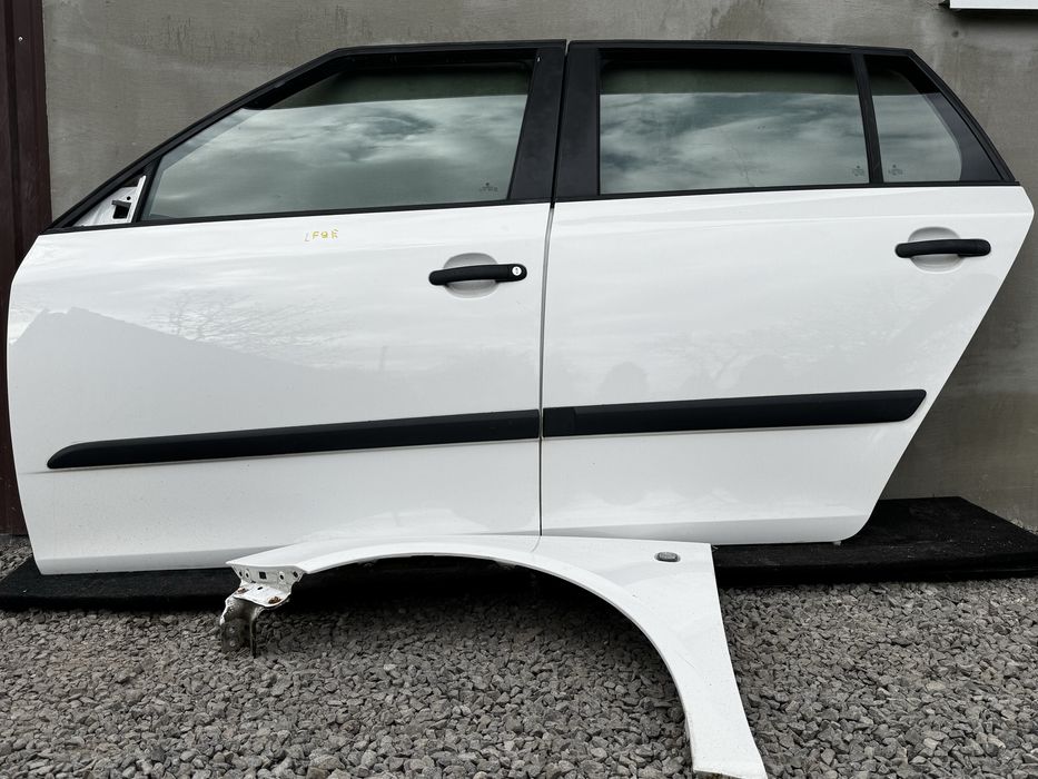 Двері ліві/передня/задня Skoda Fabia 2/Шкода Фабіа 2007-2014 Рік Combi
