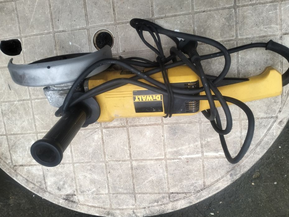 Máquina Rebarbadora Profissional