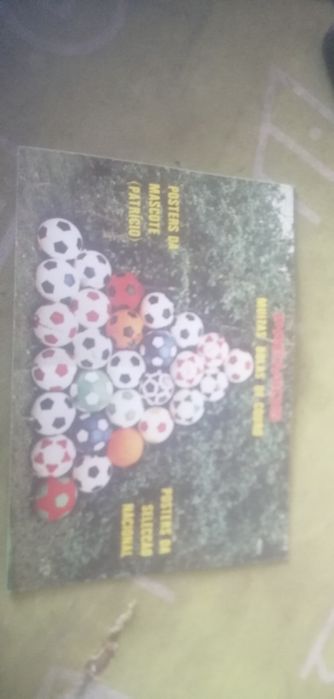 Caderneta de cromos antiga da coleção europeu  de 84