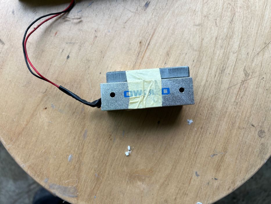 Fechaduras Magnéticas 12V (Portas) – Tamanho Pequeno