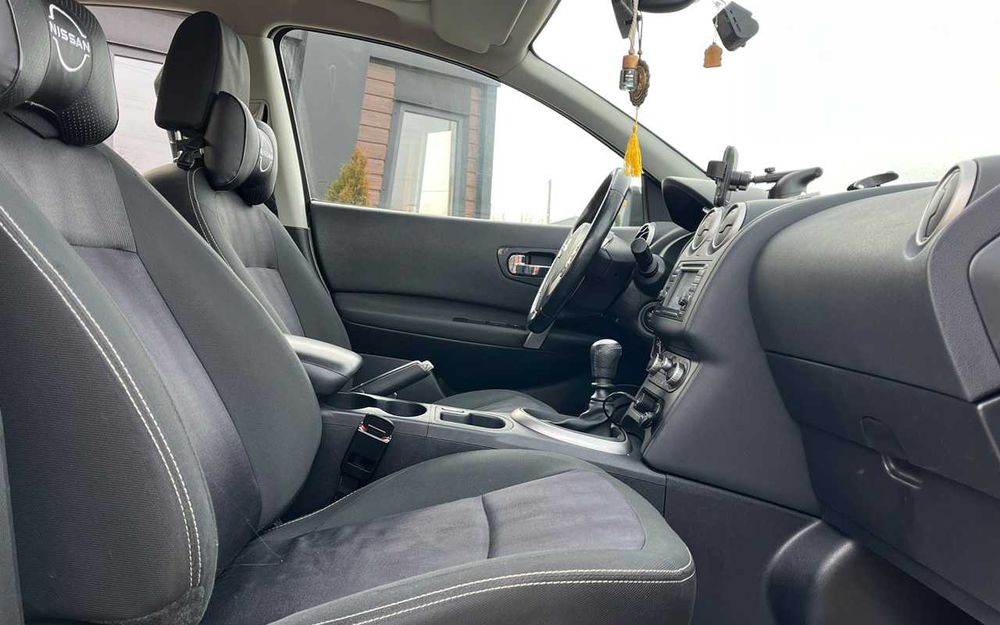 Nissan Qashqai+2 2012