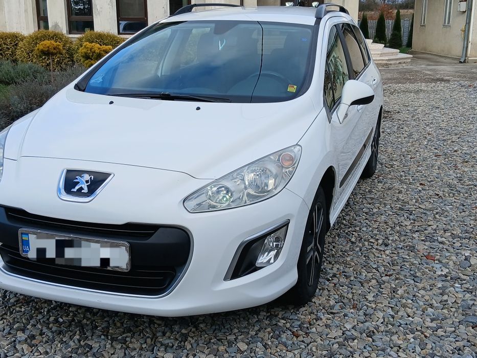 Пежо 308 sw 2011 року