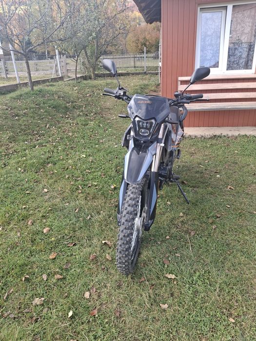 Продам мотоцикл Shineray 250 6c