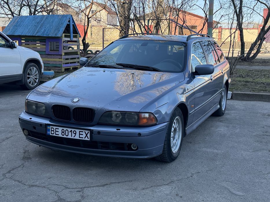 Продам BMW e39, 2.5 M57 , 2001 год