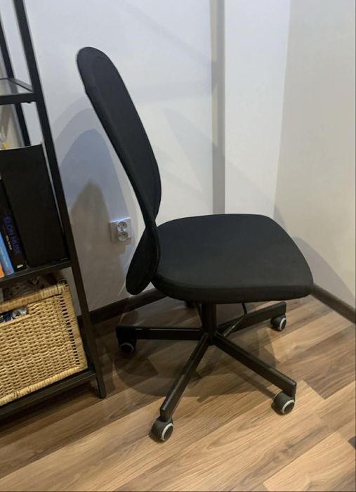 FLINTAN IKEA krzeslo obrotowe biurowe fotel do biurka czarny