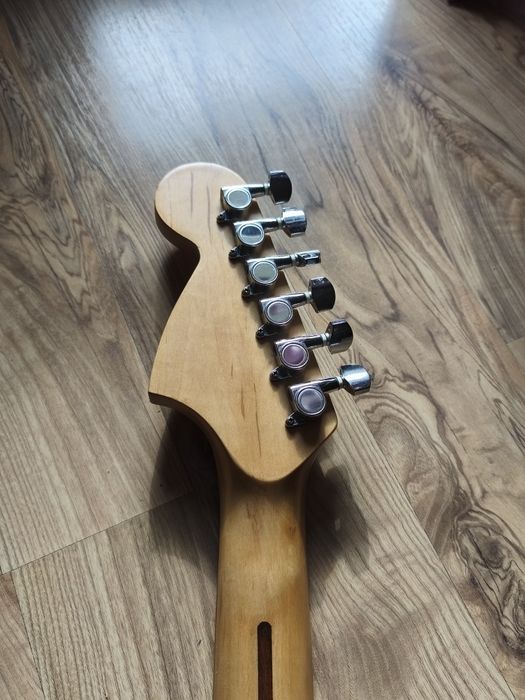 Gitara elektryczna Stagg stratocaster belgijskiej marki
