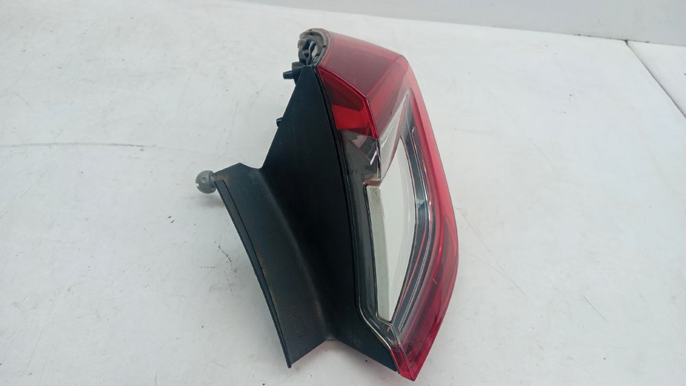 Farolim direito RENAULT Captur II