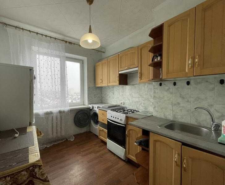 К2 Продам 2 кімнатну квартиру Салтівка 3/5 кап. ремонт 29000 у.е.