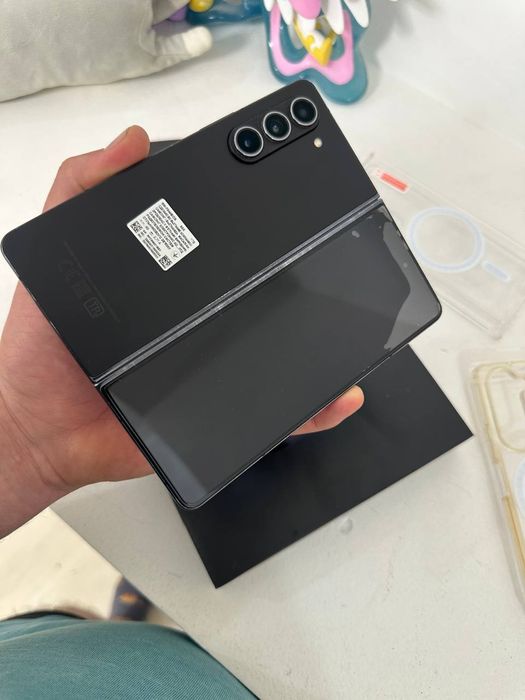 Samsung galaxy fold 5 1tb