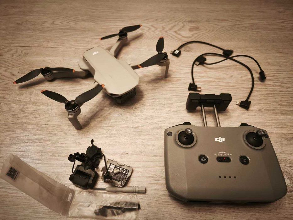 Dron DJI mini 4K + BATERIA + PILOT
