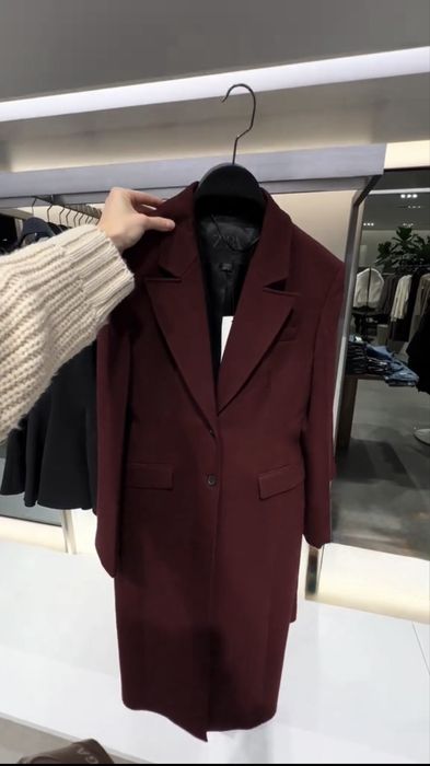 Продам або обміняюсь Пальто Zara в кольорі бургунді розмір М