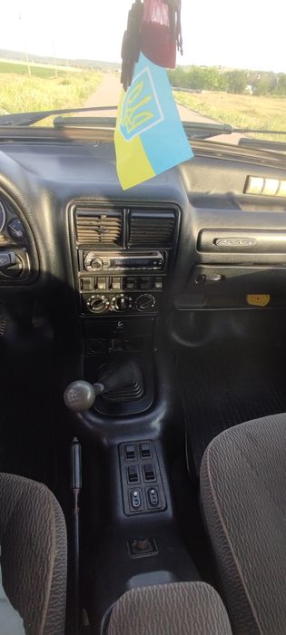 Продам Волга 31105