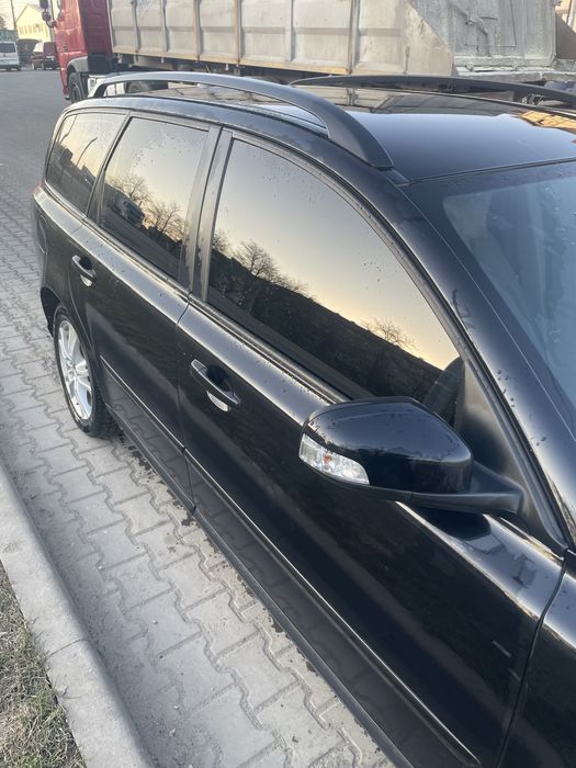 Volvo v50 2008 рік  Base