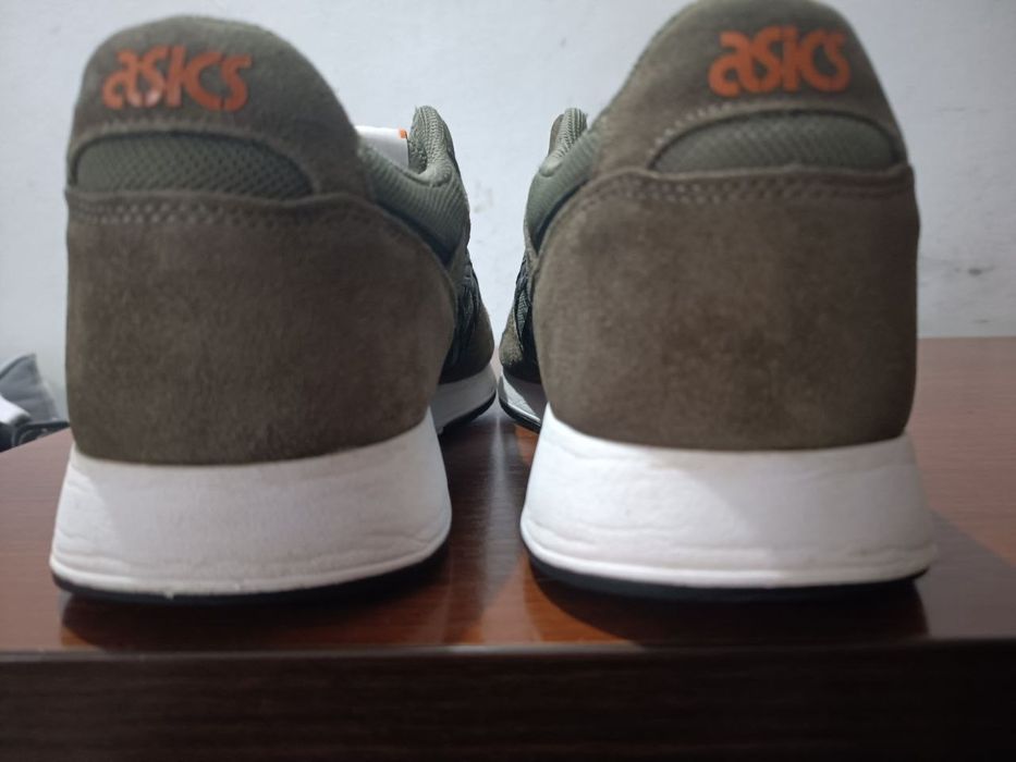 Кросівки Asics Lyte Classic