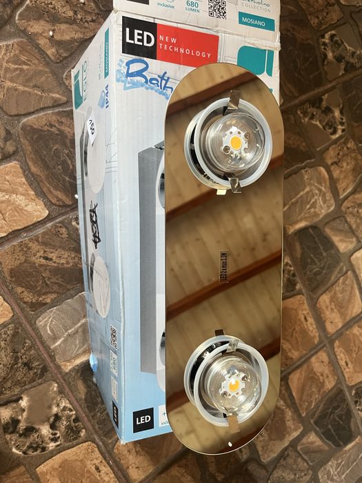 Sprzedam ledowa lampe toaletowa