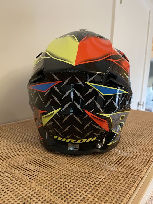 Capacete Enduro Airoh