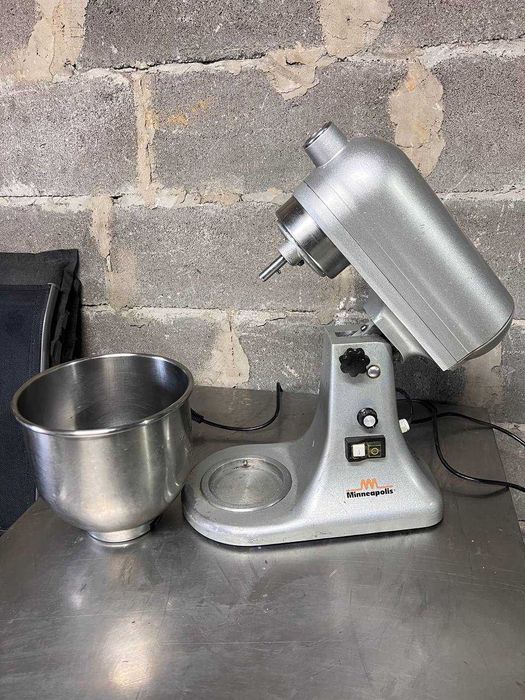 Професійний планетарний міксер Plutone lt 7 Sirman