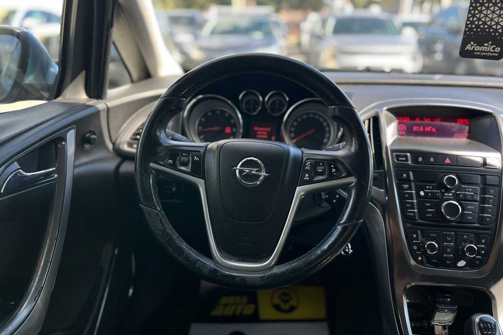 Opel Astra 2010