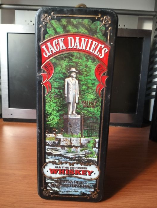 Lata Jack Daniels