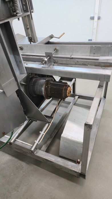 Piła z prowadnicą do ryb, mięsa