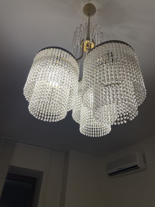 Люстра вінтажнв з чеського кришталю