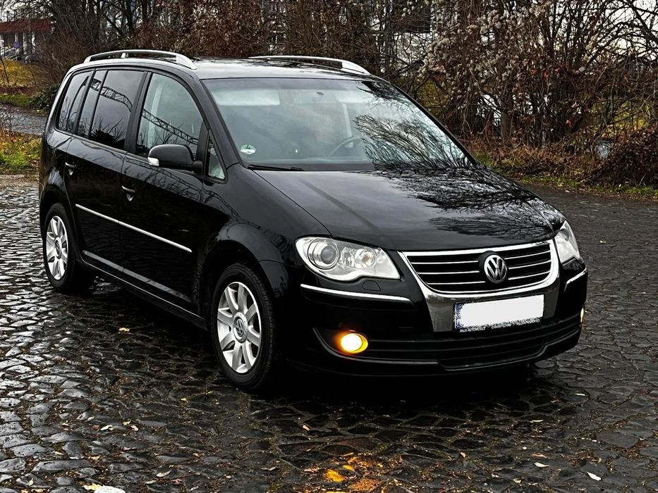 Volkswagen Touran 2007r. 2.0TDI Highline