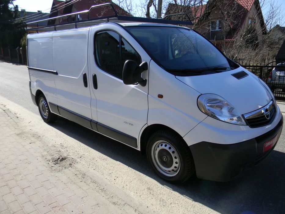 Opel Vivaro  Po Lifcie L2H1 Klima  Długi sprowadzony