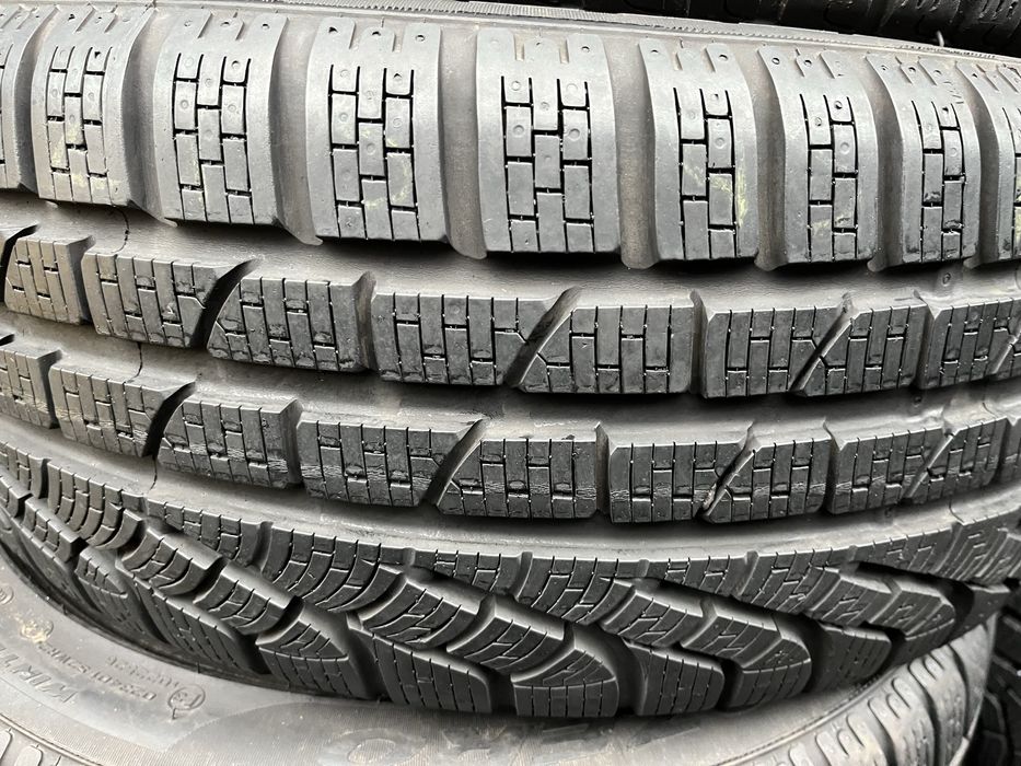 215/45/R18 (пара) Pirelli Sottozero winter