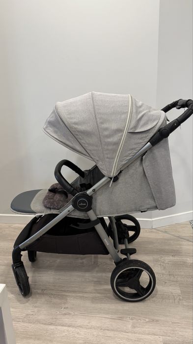 Всесезонна прогулянкова коляска Baby design WAVE, до 22кг