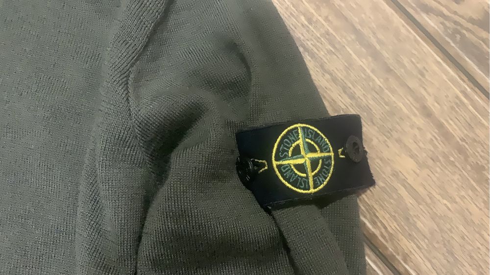 Продам гольф Stone Island