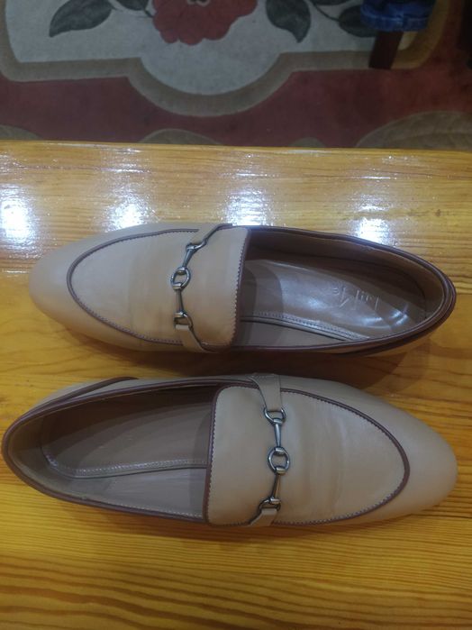 Нові жіночі лофери з натуральної шкіри на 39 - 40 розмір