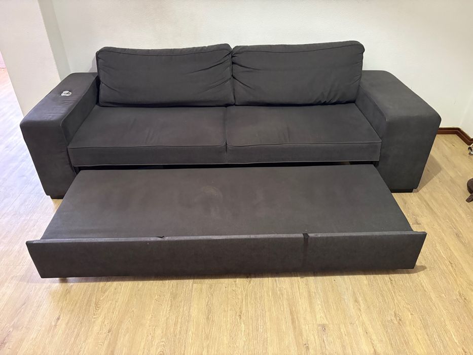 Sofá-Cama Deslizante em tela