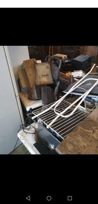 Sou sucateiro recolho todo o tipo de sucata cobre  etc.. Vou ao local