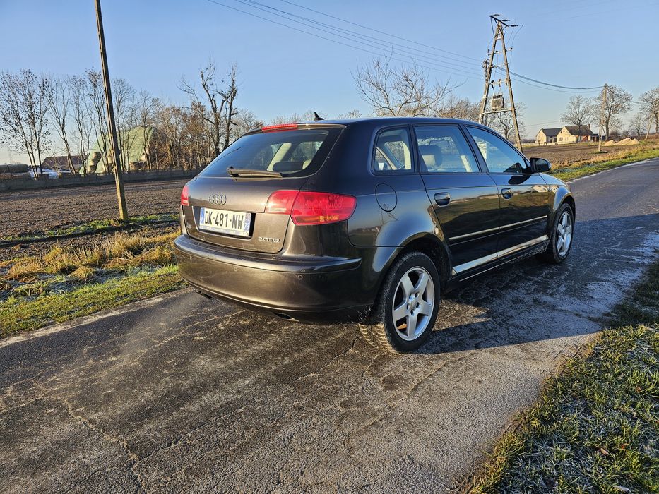 Audi a3 8p 2.0 tdi 140km 8v klima navi alu kubełki