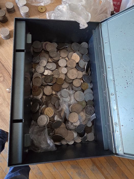 Monety , stare pieniądze, zegarek od 1800 do 1990