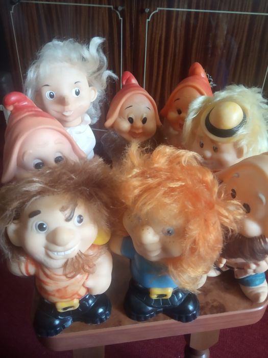 Продам  игрушки.