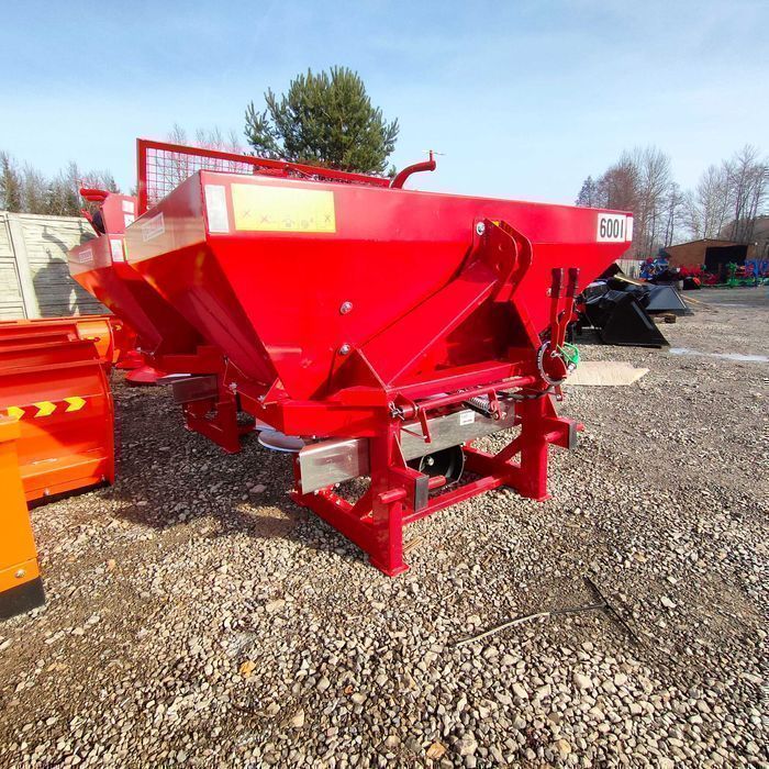 PROMOCJA-Rozsiewacz nawozu STRUMYK tytan-nowy-gwarancja-DOWÓZ