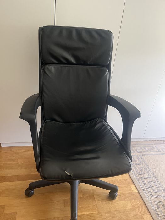 Cadeira de Escritório Preta