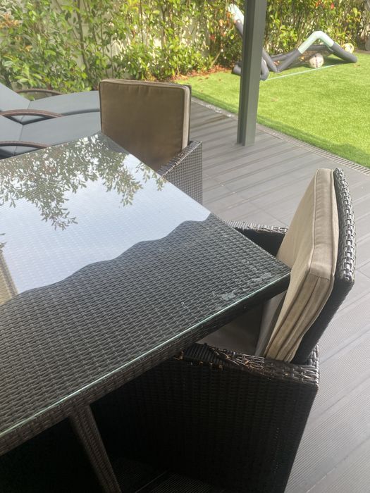 Conjunto jardim mesa e 4 cadeiras