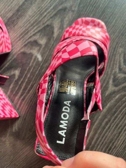 Lamoda La moda dollskill dolls kill buty platformy sandały na obcasie