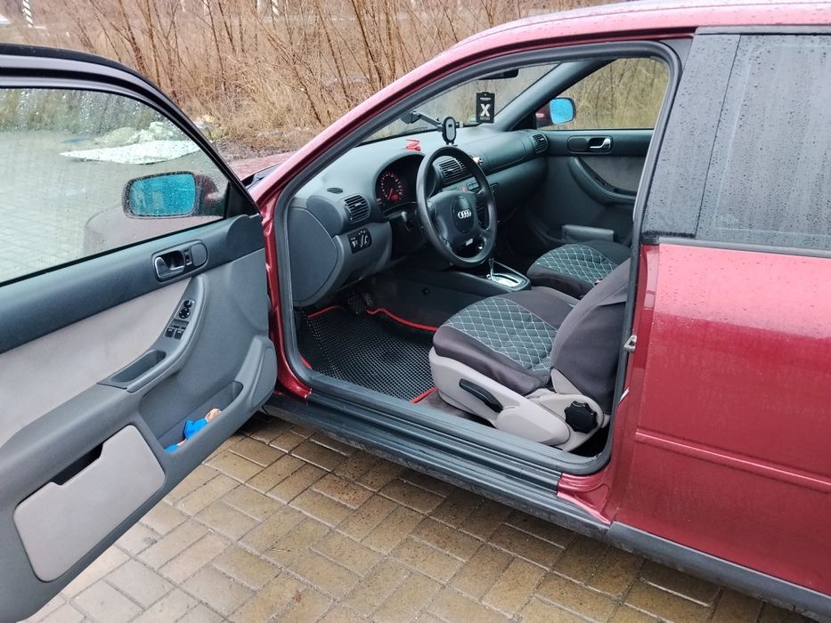 Продам Audi A3 2000р 1.6газ-бензин, автомат, дуже хороший стан