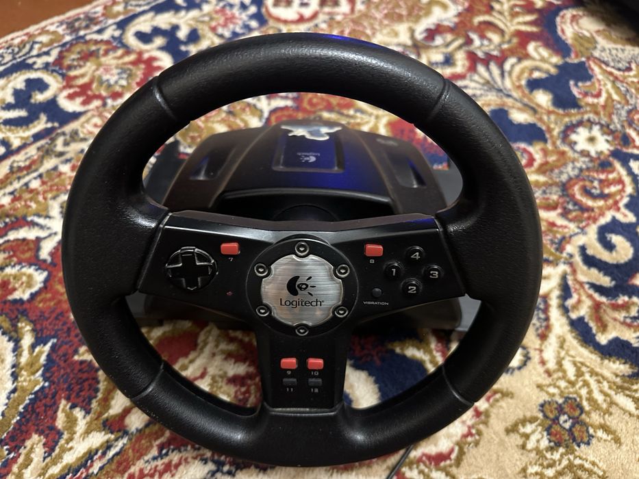 Продаю руль logitech e-uk12 стан супер