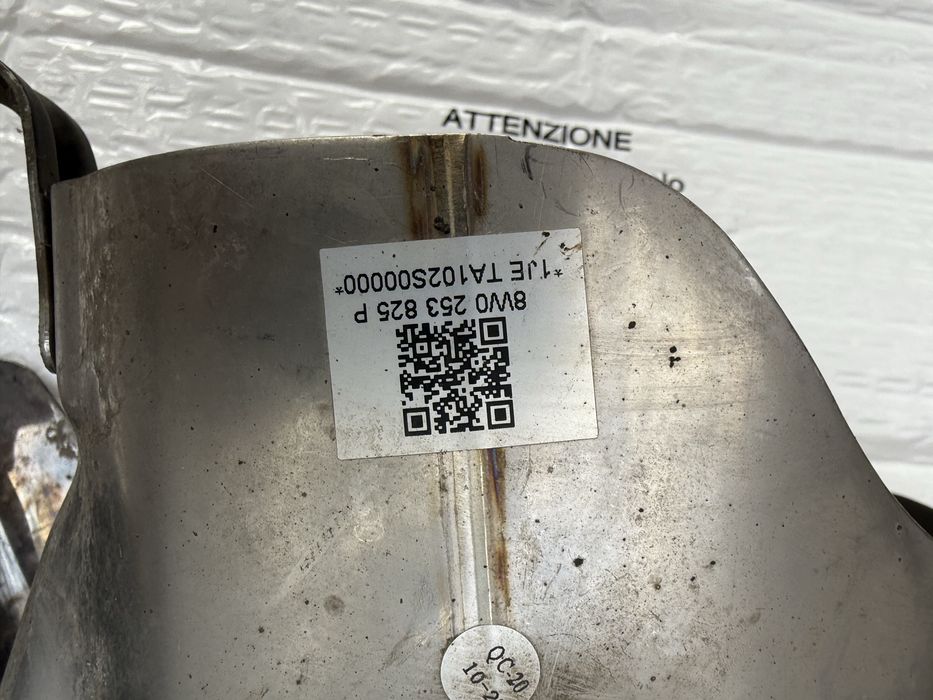 Насадка глушителя в бампер для Audi A5 S-line 2020+ левая