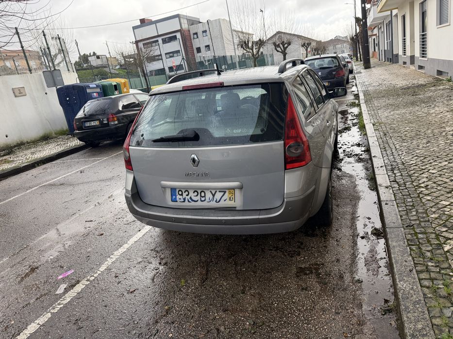 Renoult megane 2004 em bom estado