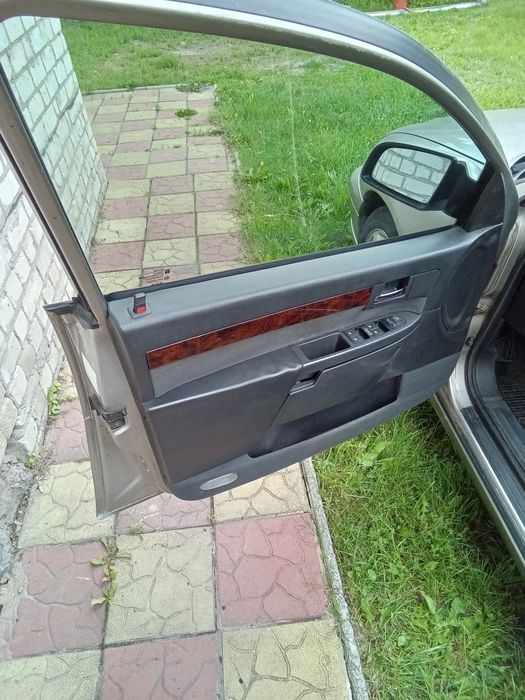 Продам автомобіль.