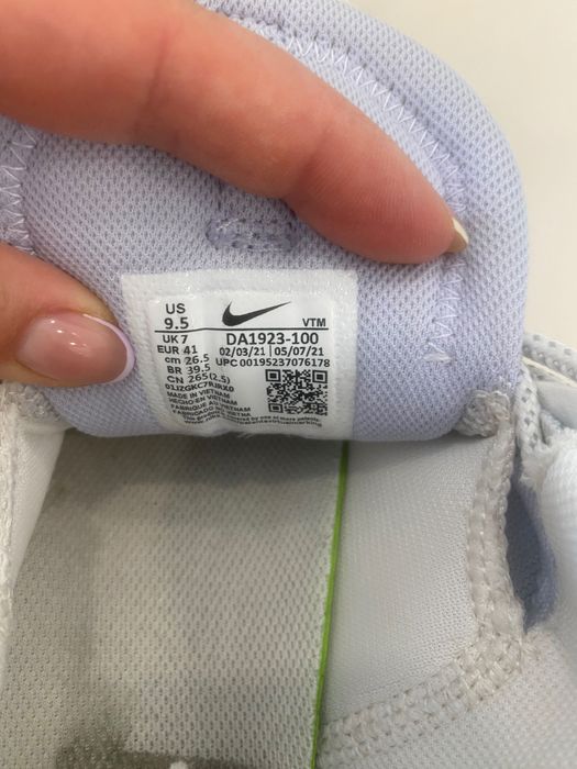 Жіночі кросівки Nike