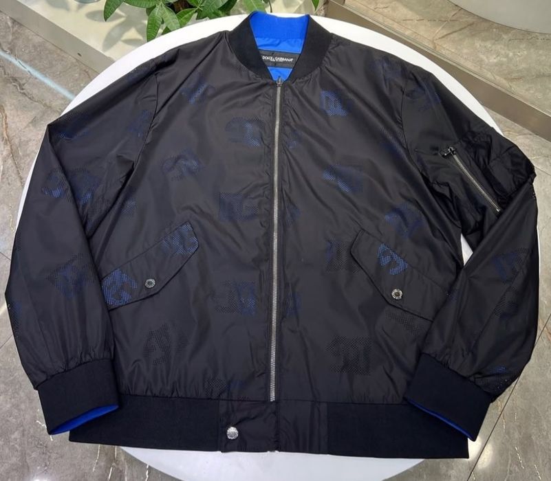 Бомбер куртка брендова 50р